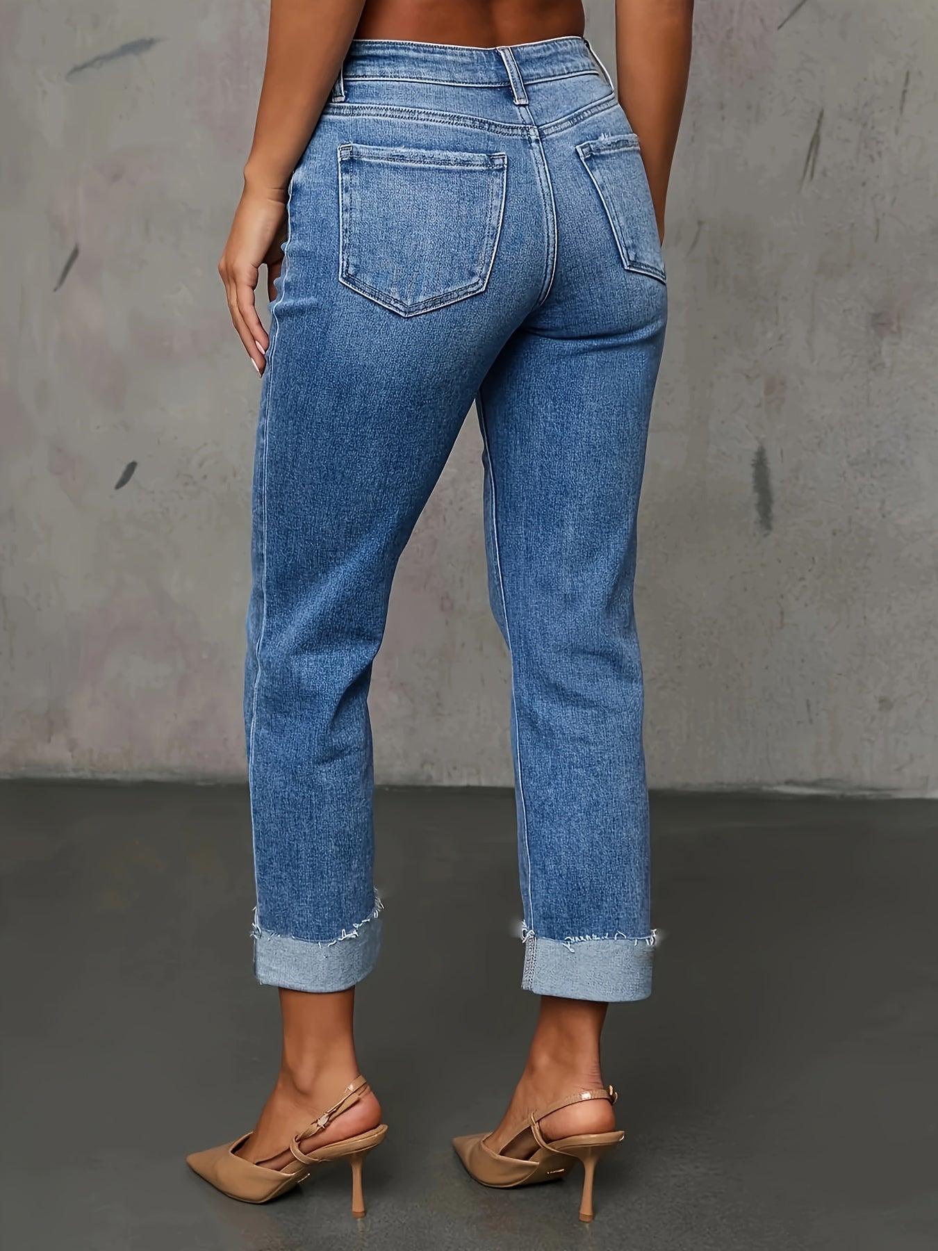 Women’s Slim-Fit Stretch Denim Capri Pants Light Blue Cropped Jeans