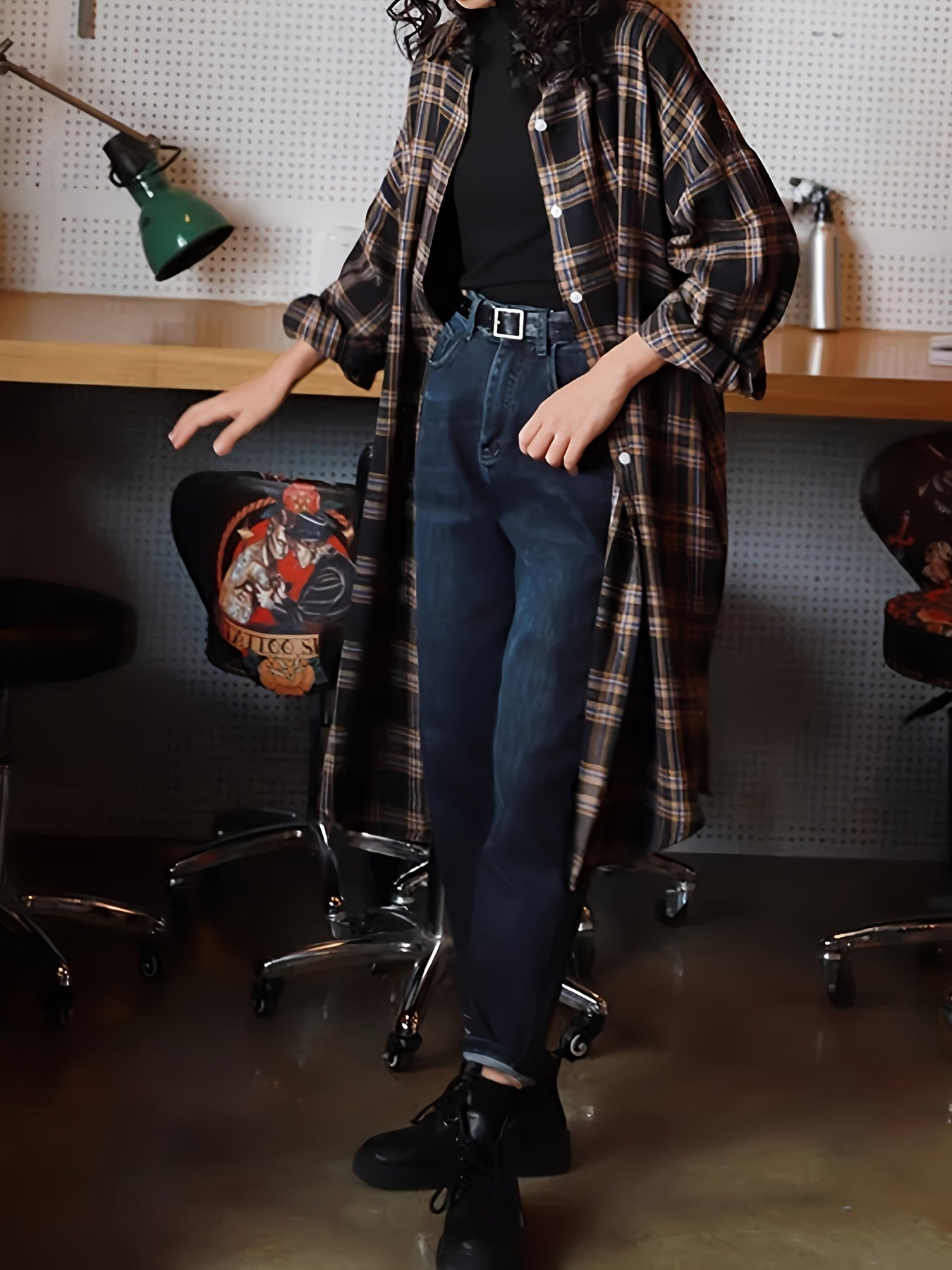 Plus o'lchamli tekislangan bosma bluz uzun qo'lqopli lapel bo'yinli bahor va kuz ayollar kiyimlari