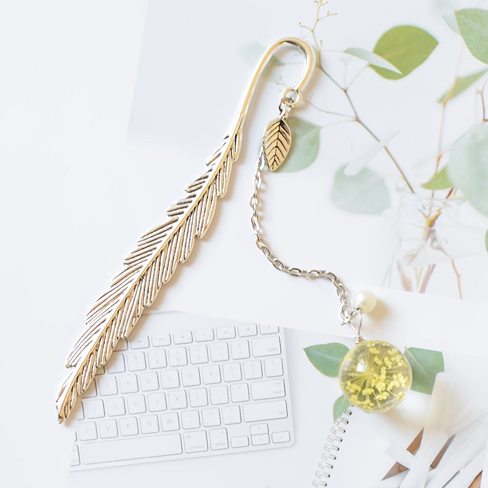 Dried Flower Bookmark with Metal Clip and Feather Pendant 12x2cm