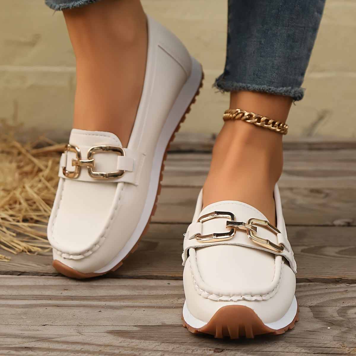 Women's Slip-On Loafers Solid Color Stain-Resistant All-Season Comfort