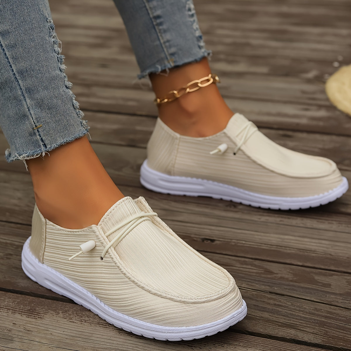 Women's Canvas Slip-On Flat Shoes Breathable Loafers Walking Shoes