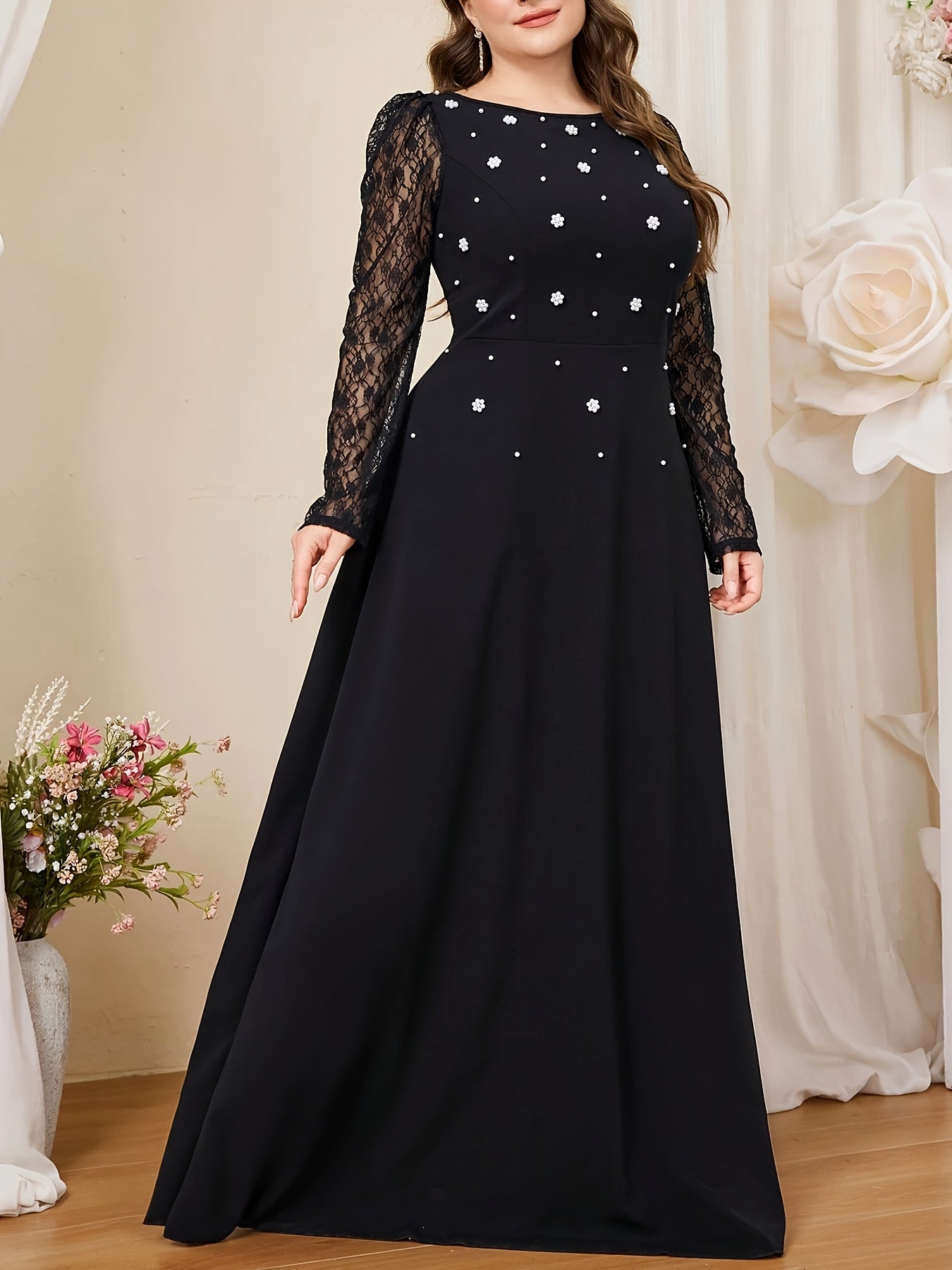 Plus Size Black Dress with Pearls and Lace A-Line Evening Gown