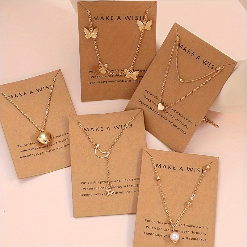 6 ta nafis pandantli marjonlar to'plami, qurt, yulduz, oy va yurak charmalar bilan. Sink qotishmasidan tayyorlangan, qoplamasiz. Ayollar uchun ko'p qirrali moda zargarlik buyumlari, kundalik kiyish yoki ta'til uchun mukammal.