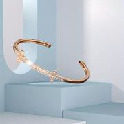 Women's Silver Bracelet with Synthetic Zirconia Stones for Elegant Fashion