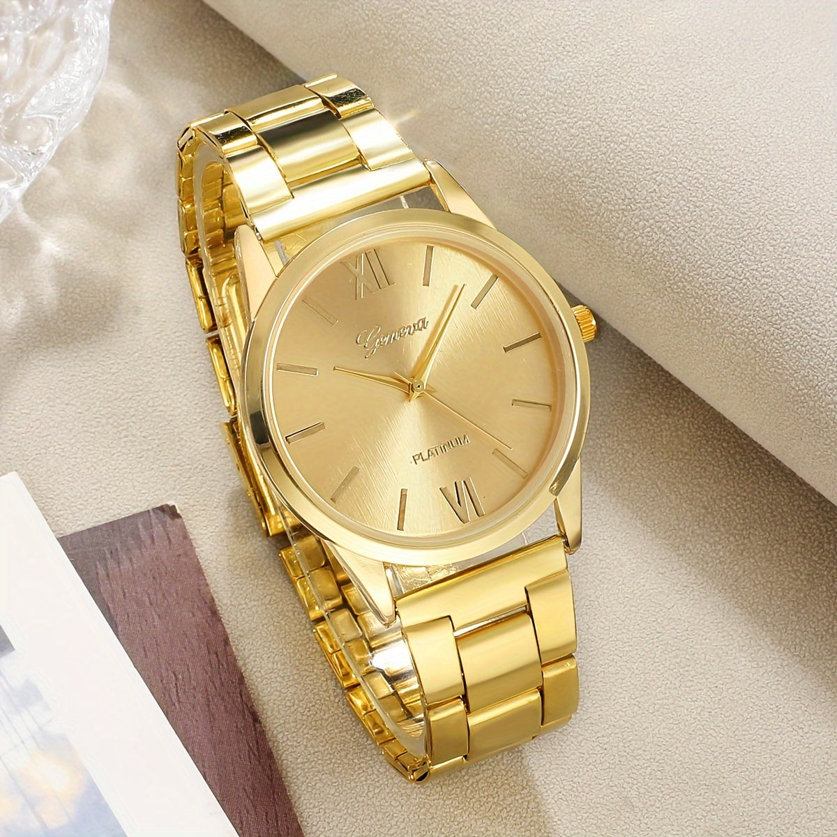 5 ta ayollar uchun oltin kvarts soatlari to'plami, Rim raqamlari va taqinchoqlari bilan