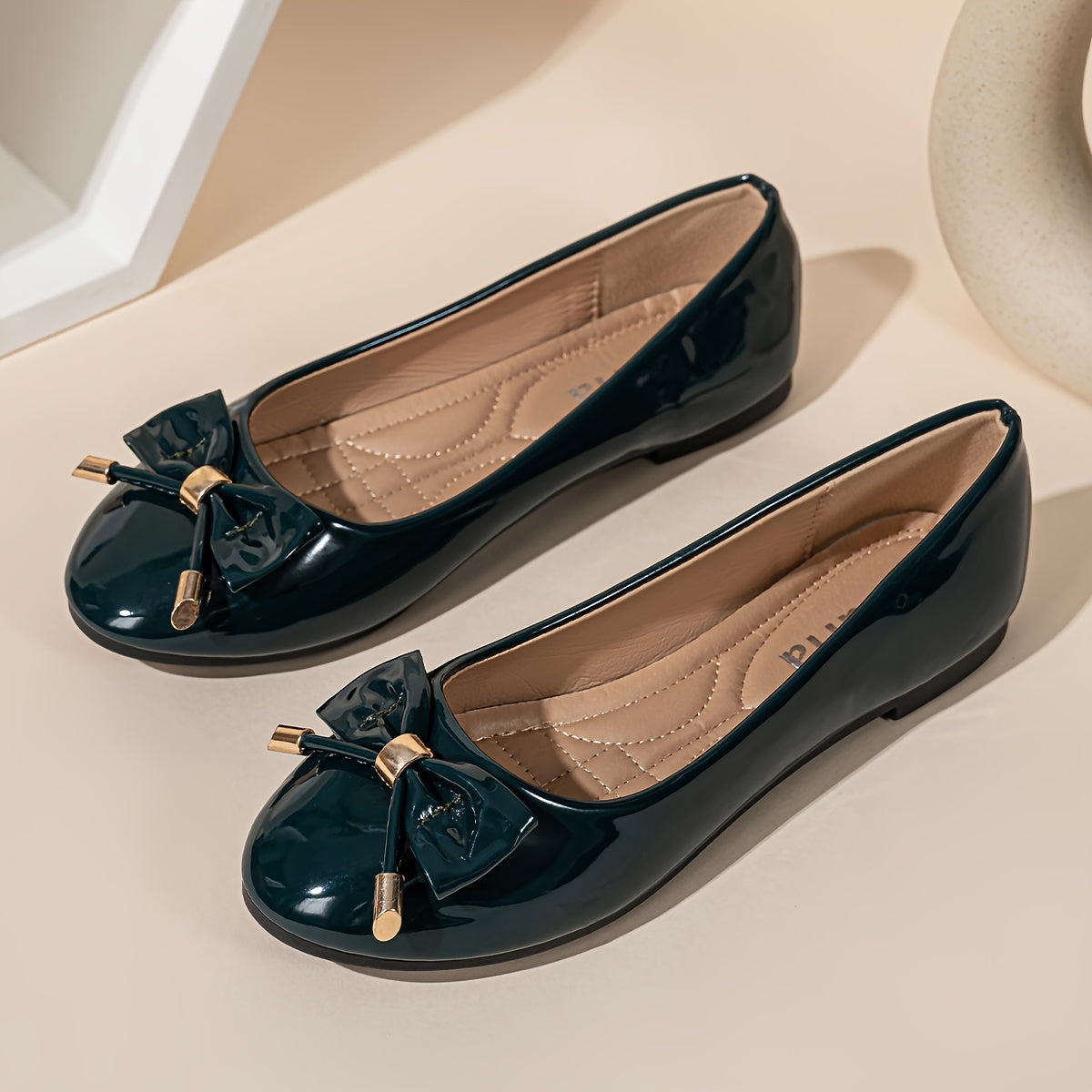 Women's Flat Mary Jane Shoes with Mirror Bow Decoration and Soft Soles