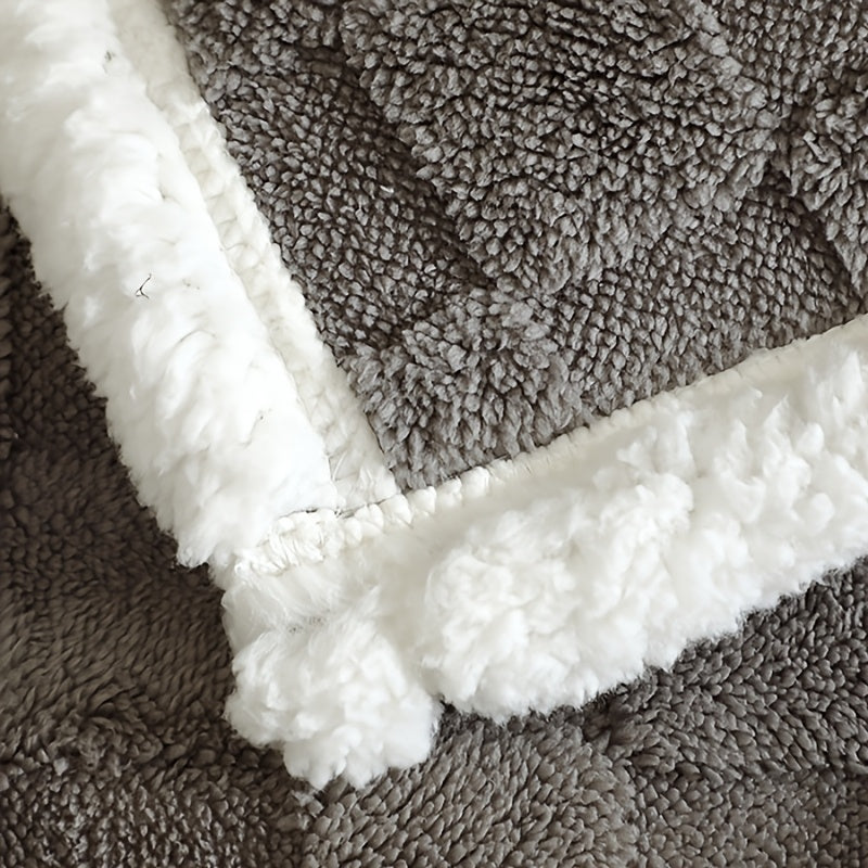 Grey Plaid Polyester Comforter All-Season Bed Blanket for Bed Sofa Office