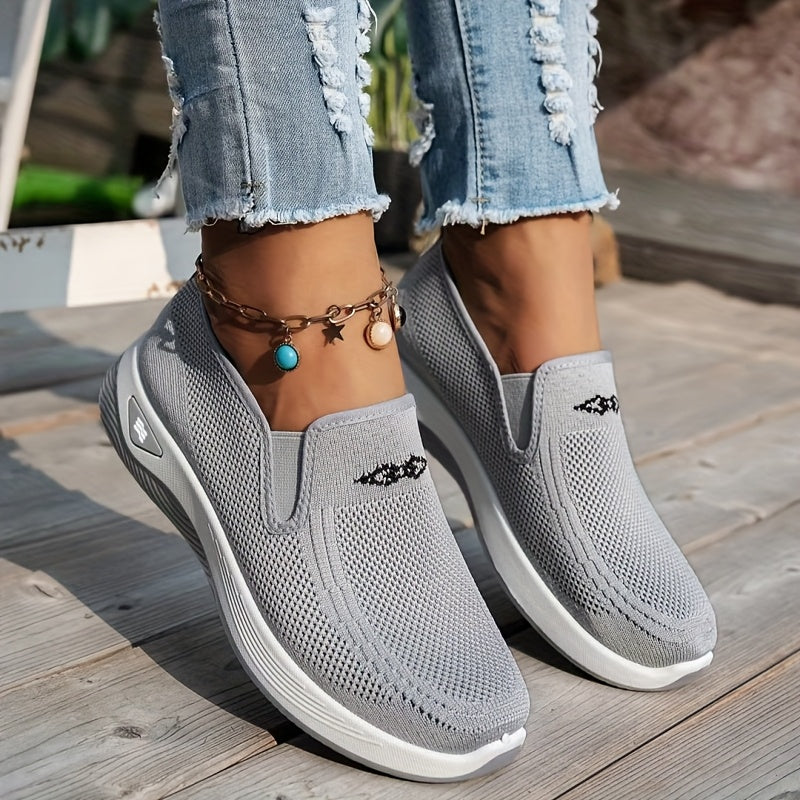 Women Slip-On Loafers Breathable Mesh Casual Shoes for Walking and Daily Wear