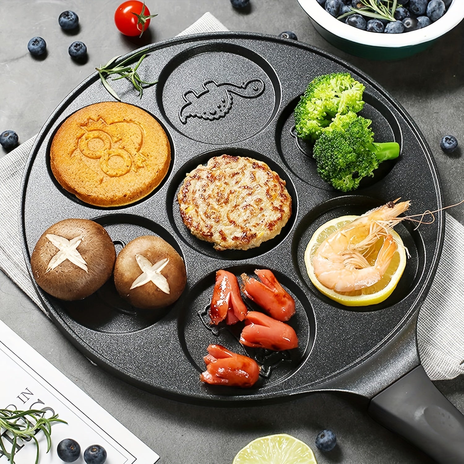 7-Hole Animal Pattern Non-Stick Pancake Pan Aluminum Alloy Detachable Handle Easy to Clean