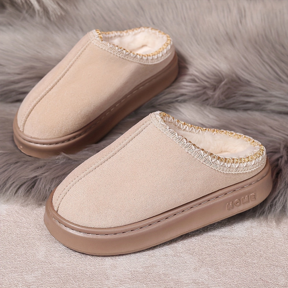 Kattaroq o'lchamdagi juftlik uchun issiq, plush bilan qoplangan ichki va tashqi qorli botinkalar va shlyapa