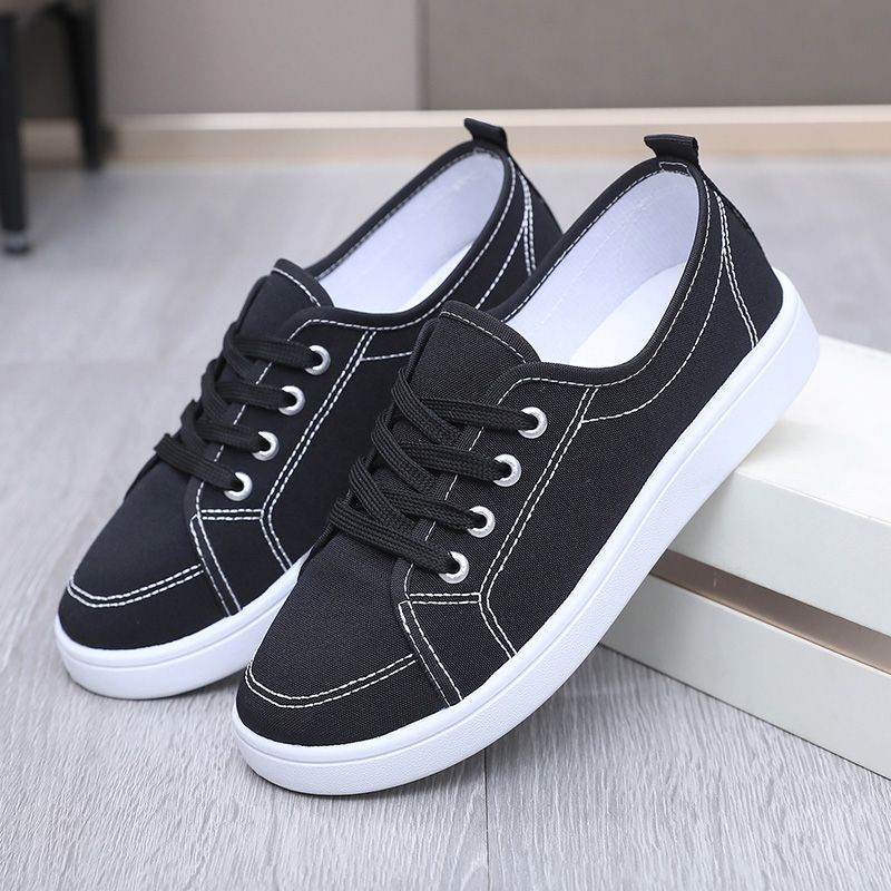 Women's Breathable Casual Sneakers Flat Sole Black White Contrast Stitching