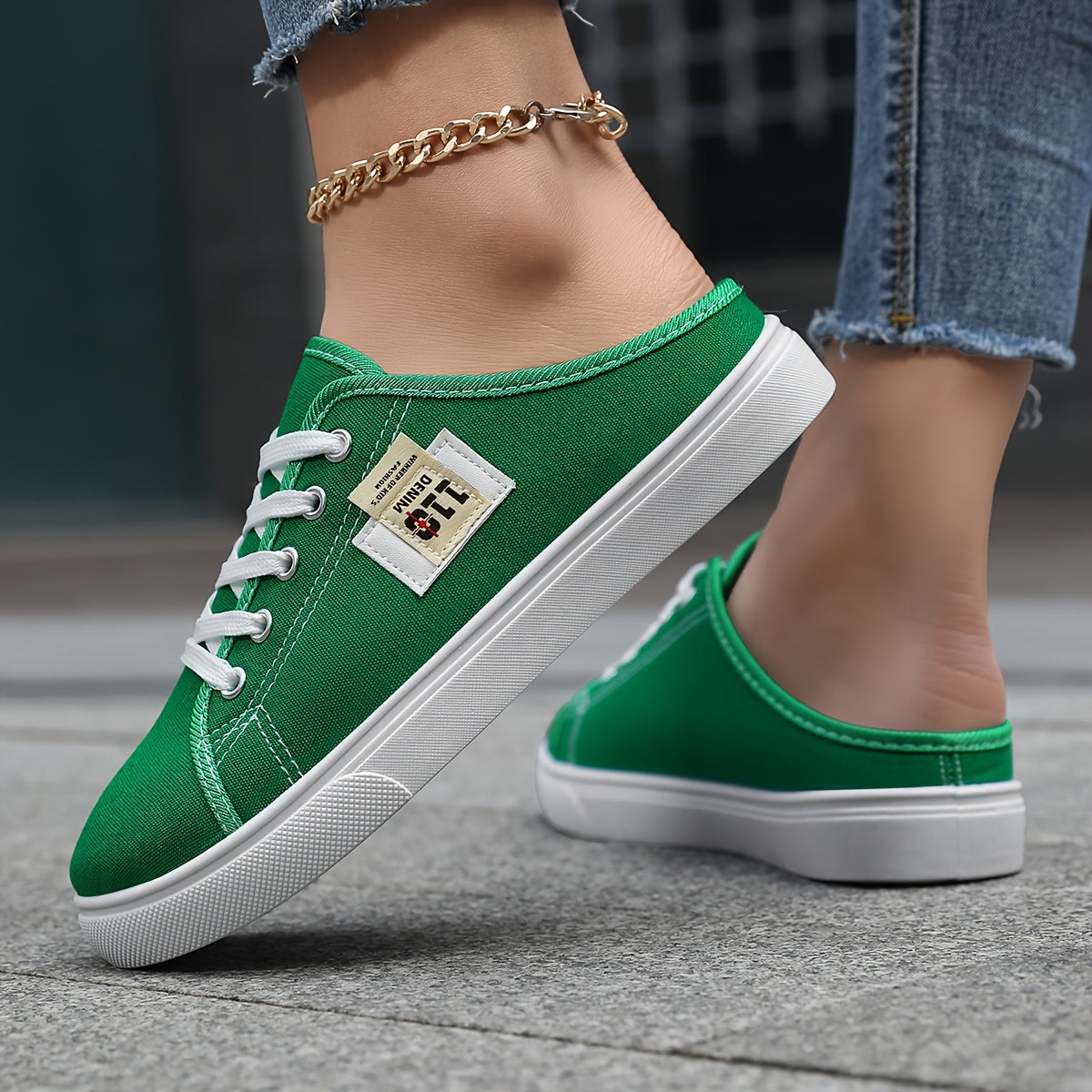 Ayollar uchun slip-on kundalik poyabzal nafas oladigan mato, sirpanmaydigan taglik, qora, oq, pushti