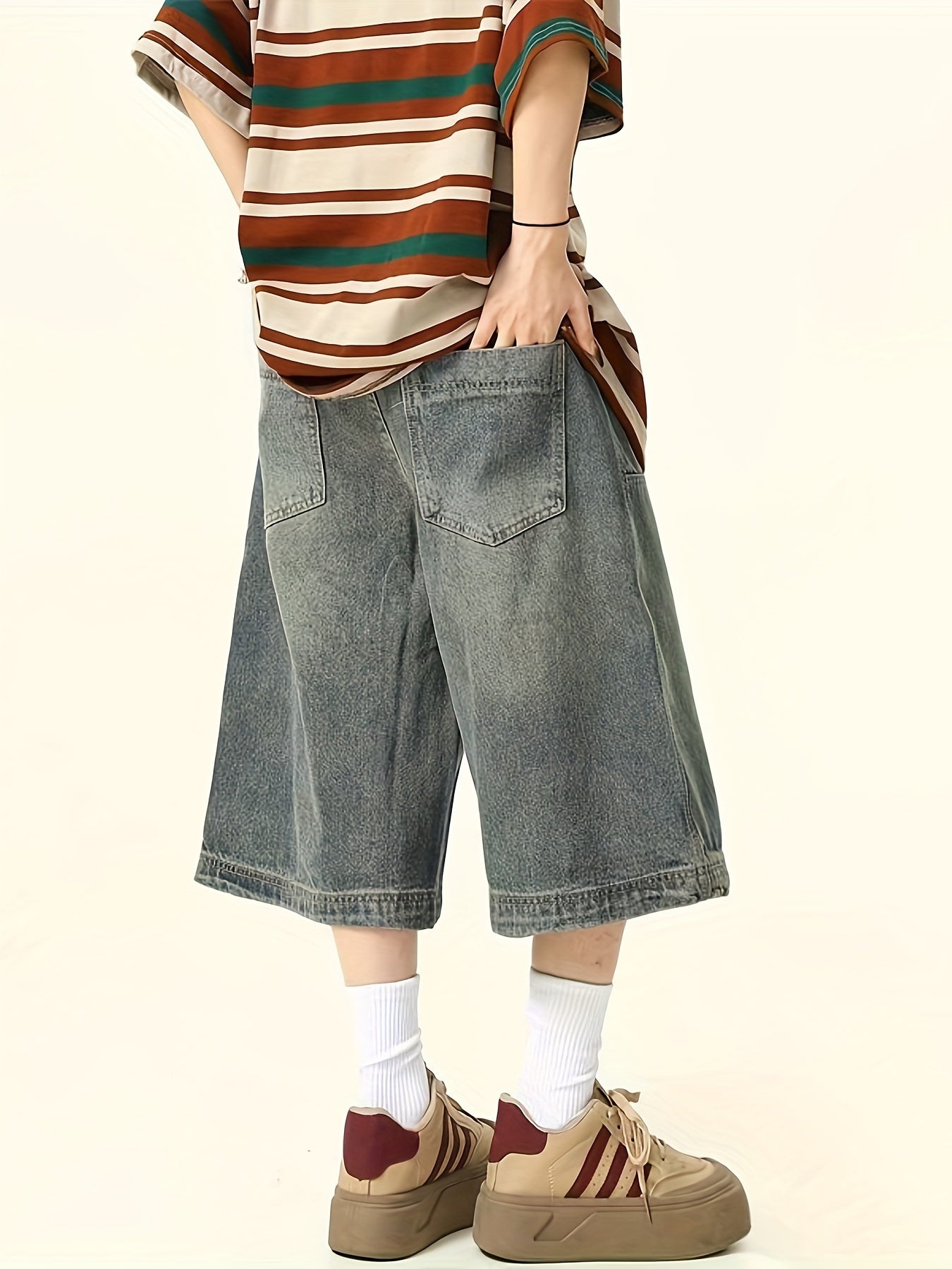 Vintage-Style Knee-Length Denim Shorts with Mesh Detail and Loose Fit