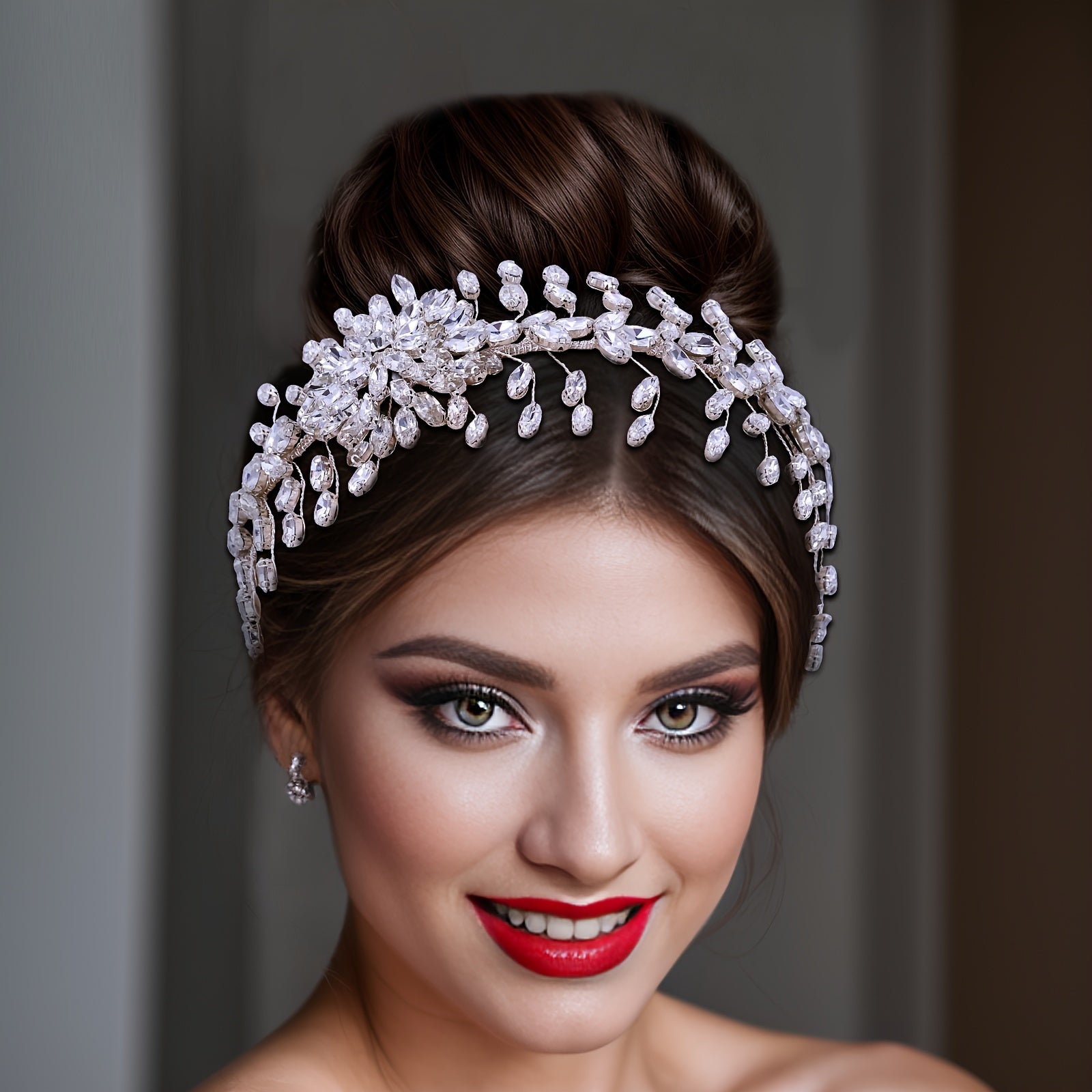 Ayollar uchun rhinestone taqilgan boshband, to'y soch aksessuari, qushsizlik, nafis Evropa dizayni, bayramlar uchun mukammal