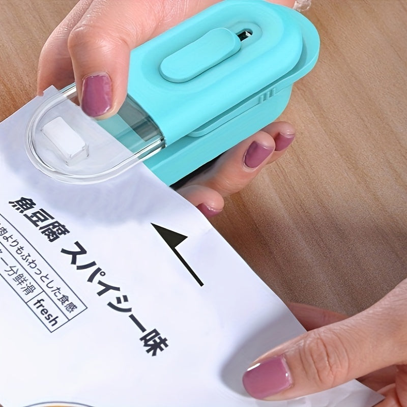 Portable Food Sealer Machine for Snacks and Cookies Battery Operated Heat Sealer