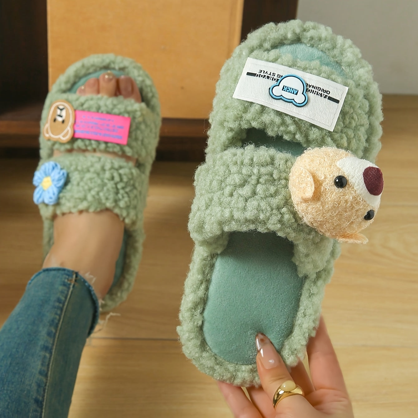 Women's Plush Cartoon Bear Slippers EVA Lightweight Open-Toe Indoor Shoes Black