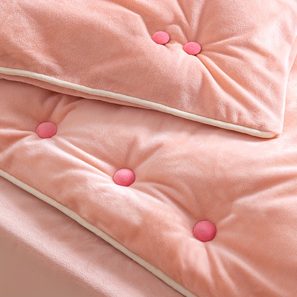 Set of 8 Adjustable Comforter Clips No Pins Needed Traceless Quilt Holders