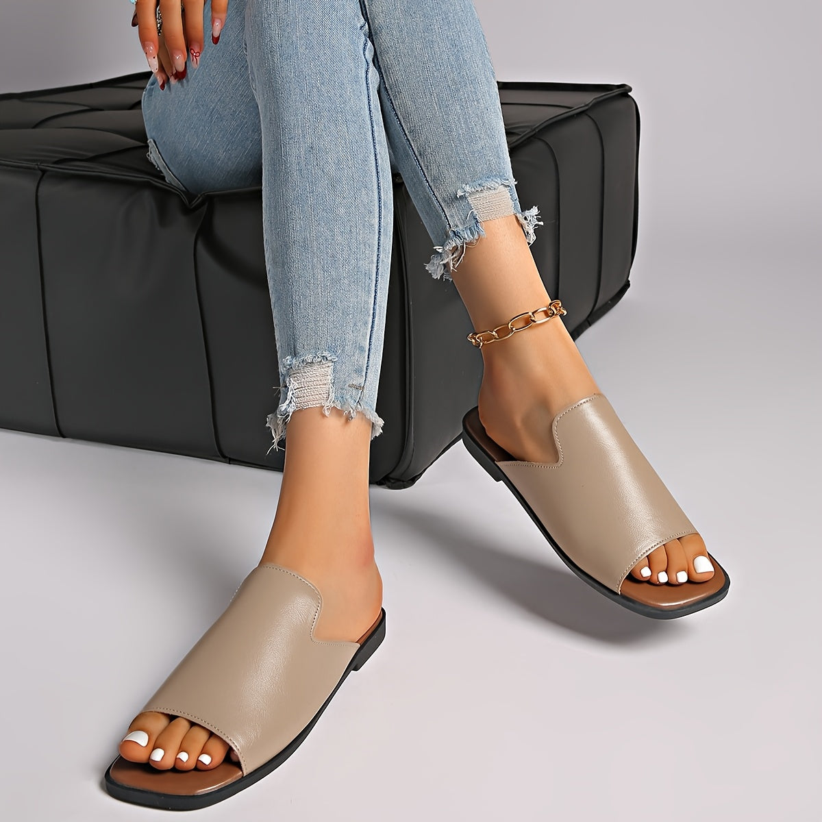 Women's Flat Sandals Slip-On Square Toe Cushioned Breathable Summer Beach Shoes