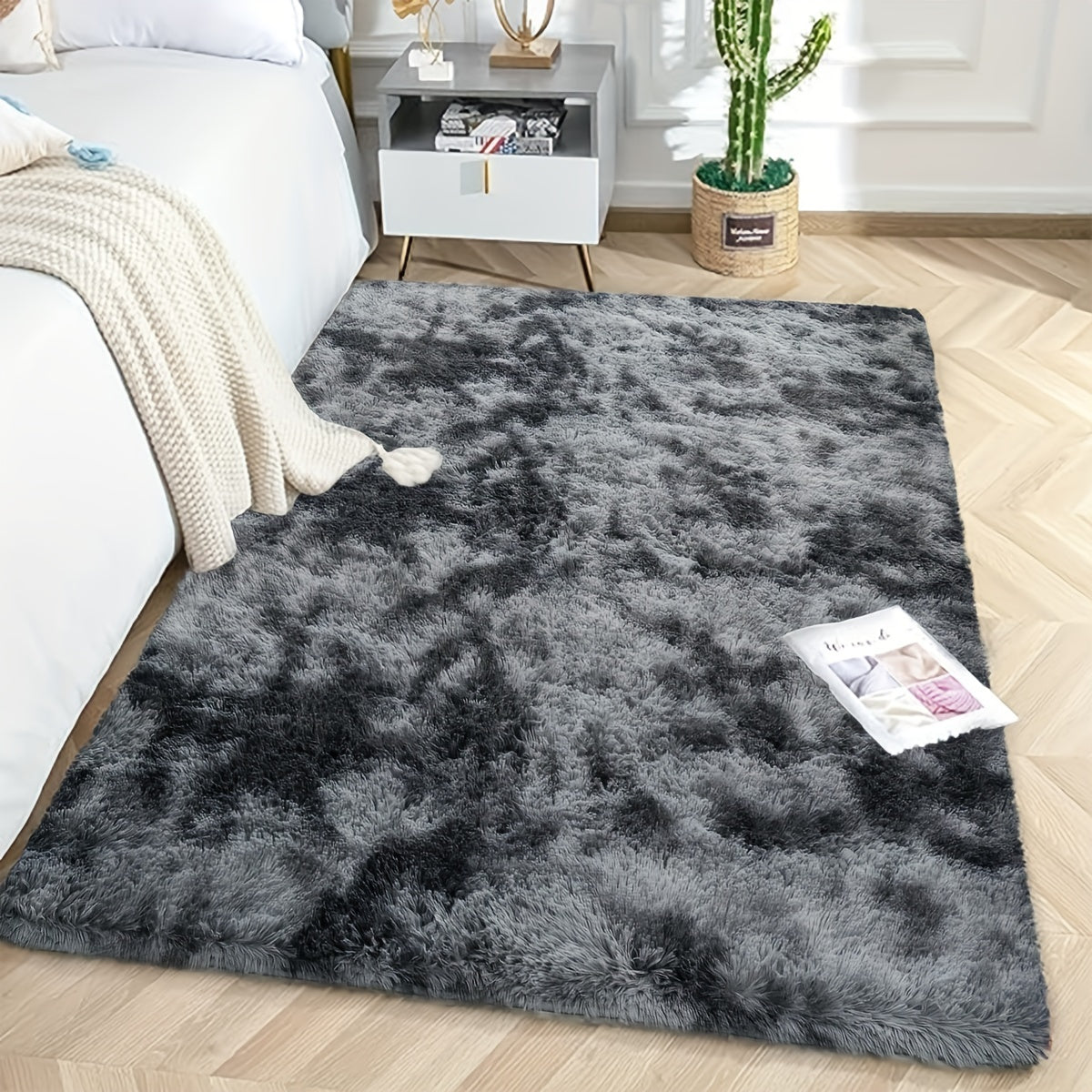 Soft Fluffy Shag Area Rug for Living Room or Bedroom Non-Slip Machine Washable
