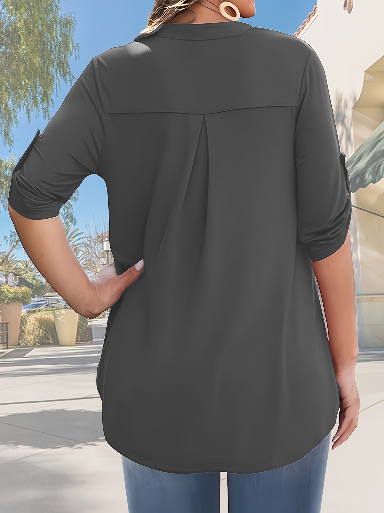 Camiseta de manga larga de color sólido para mujer talla grande, casual, con cuello en V y dobladillo enrollado