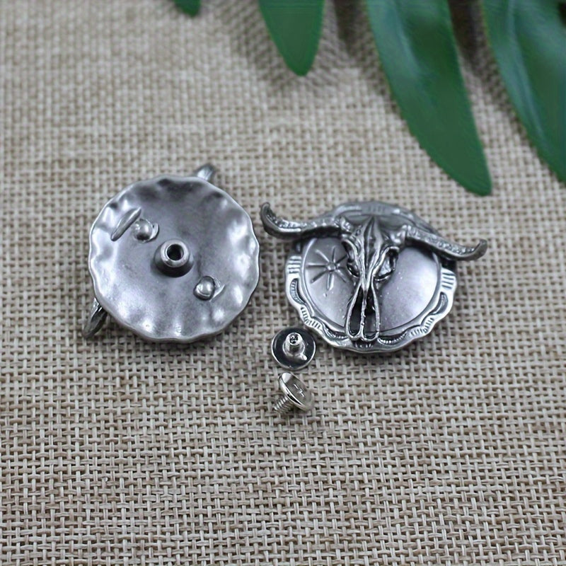 Handcrafted Bull Head Coin Buckle Leather Craft Accessory for Bags and Decor