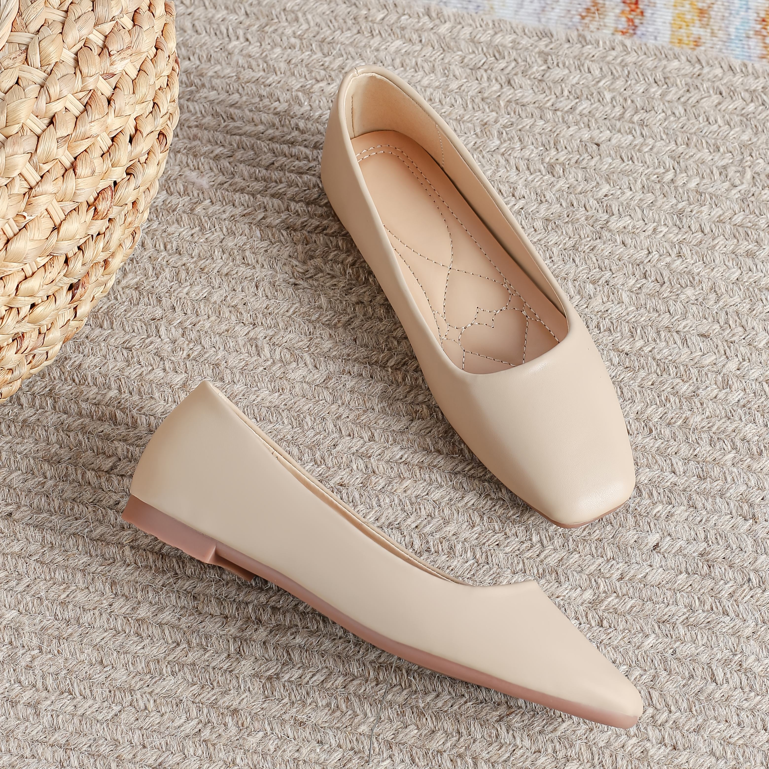 Zapatos planos beige de mujer tipo Mary Jane sin cordones con punta cuadrada suela de goma sintética