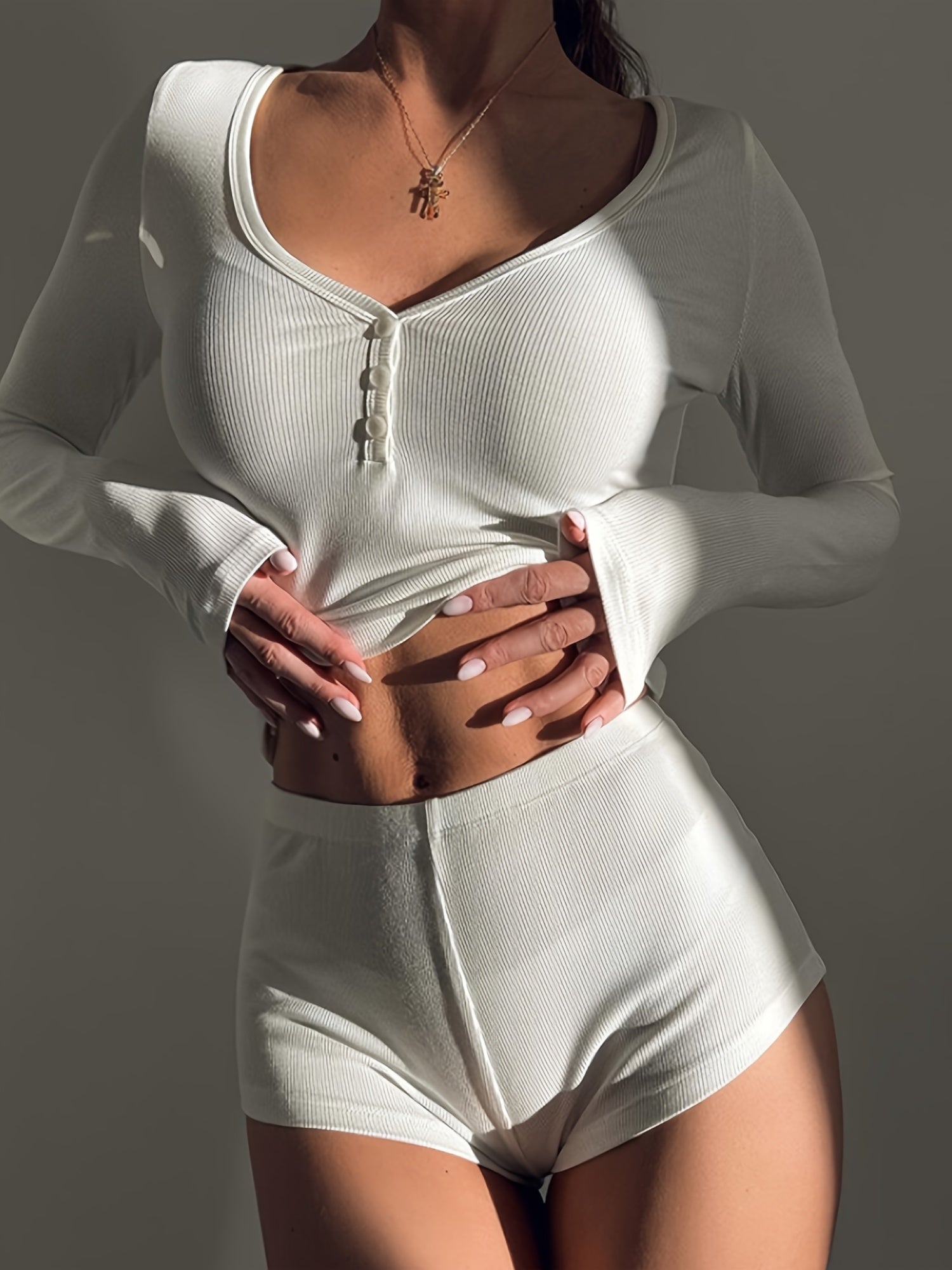 Women's Slim Fit V Neck Crop Top and Shorts Lounge Set in Polyester