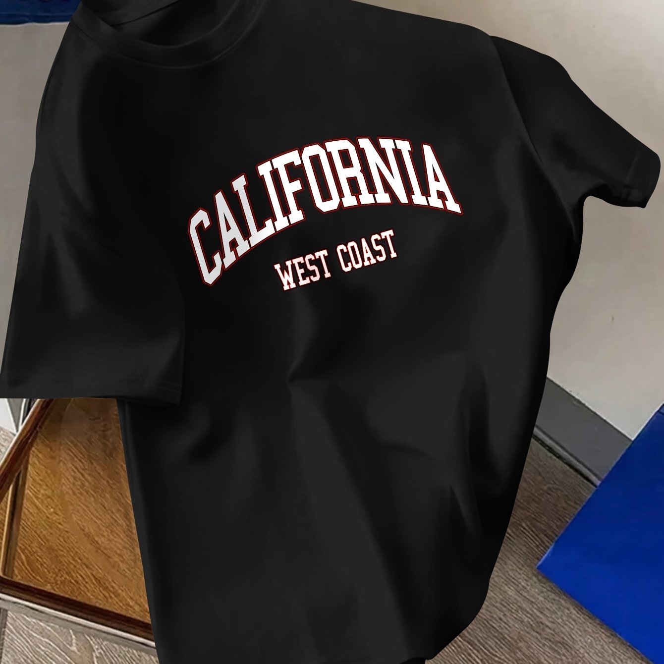 Kaliforniya Grafik Print Erkaklar uchun Yoz va Bahor Tashqi Kiymish uchun Qisqa Yengli T-shirti.