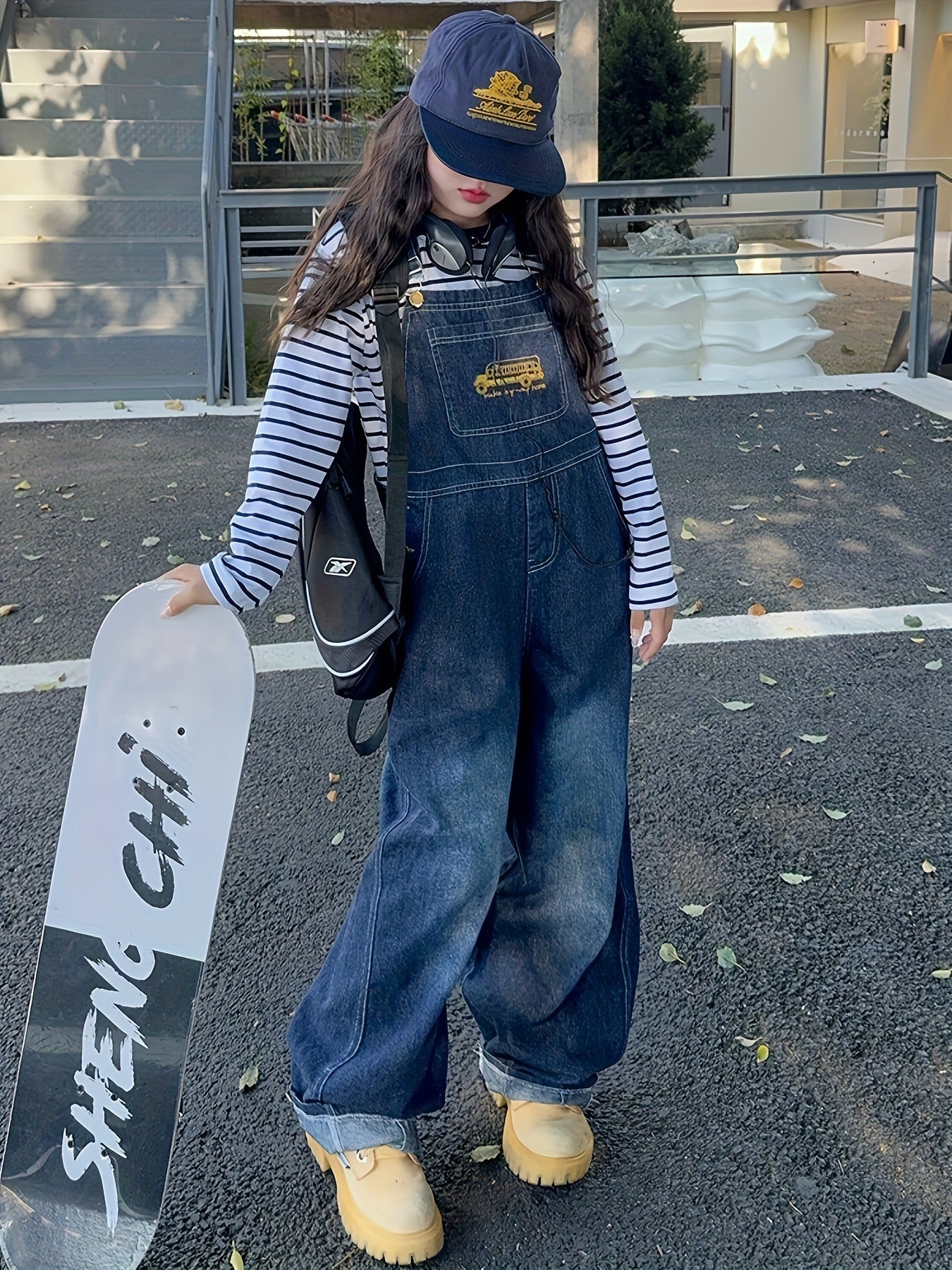 Teen Girls Loose Fit Straight Leg Jeans with Chain Detail and Alphabet Pattern, Cotton Polyester Rayon Blend, Casual Boyfriend Fit for Spring Fall