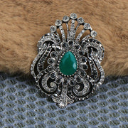 Barok uslubidagi vintage emal brosh uchun soxta toshlar bilan bayramlar va kiyimlar uchun