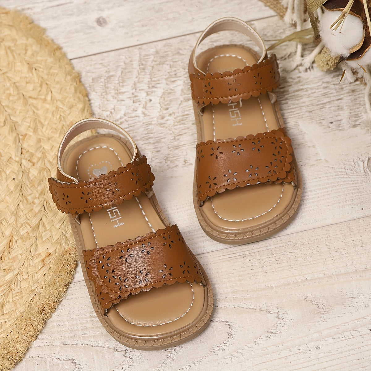 Girls Summer Sandals Breathable Lightweight Floral Cut-Out Beige Rubber Sole