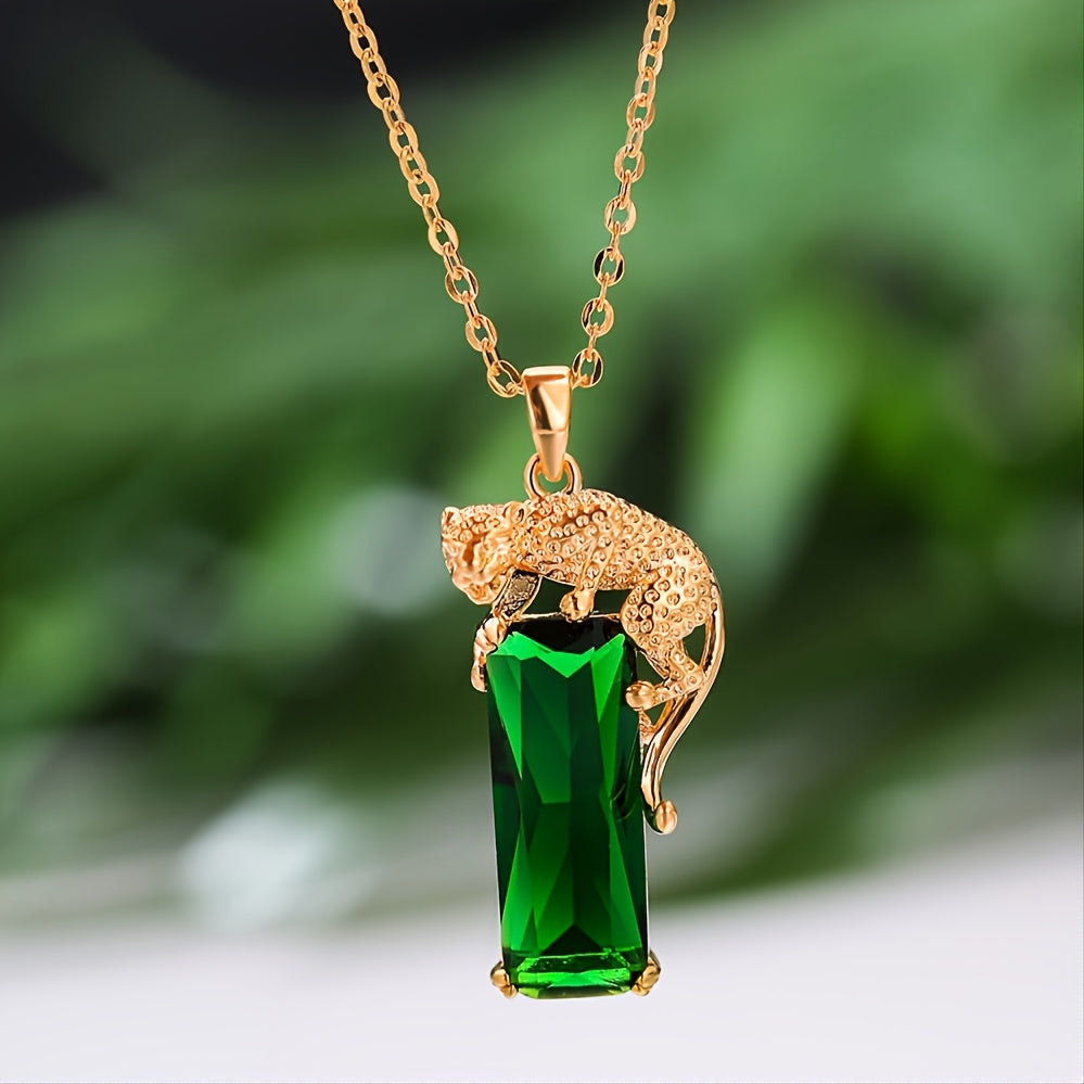 Green Crystal Leopard Pendant Necklace for Women Hip Hop Punk Style