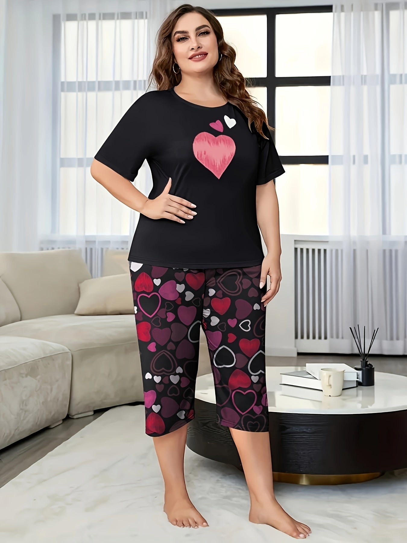Plus Size Heart Print Pajama Set for Women Short Sleeve Crew Neck Top and Capri Pants