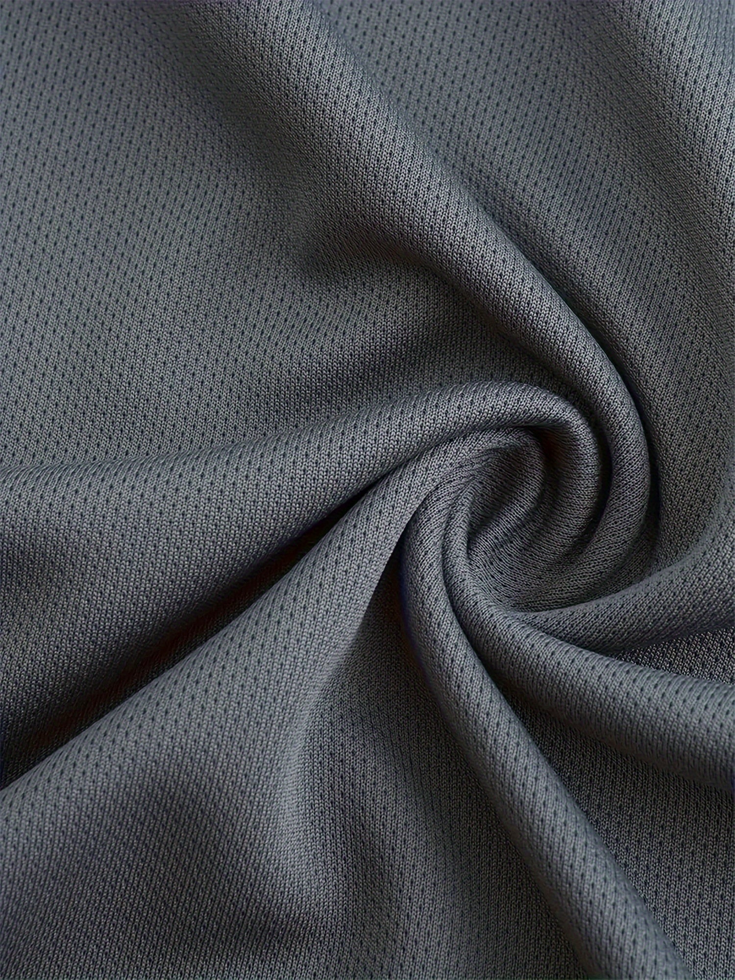 4 ta erkaklar uchun mustahkam sport futbolkalari, reflektiv chiziqlar bilan, nafas oladigan va tez quriydigan, sport zalida va yugurishda mukammal