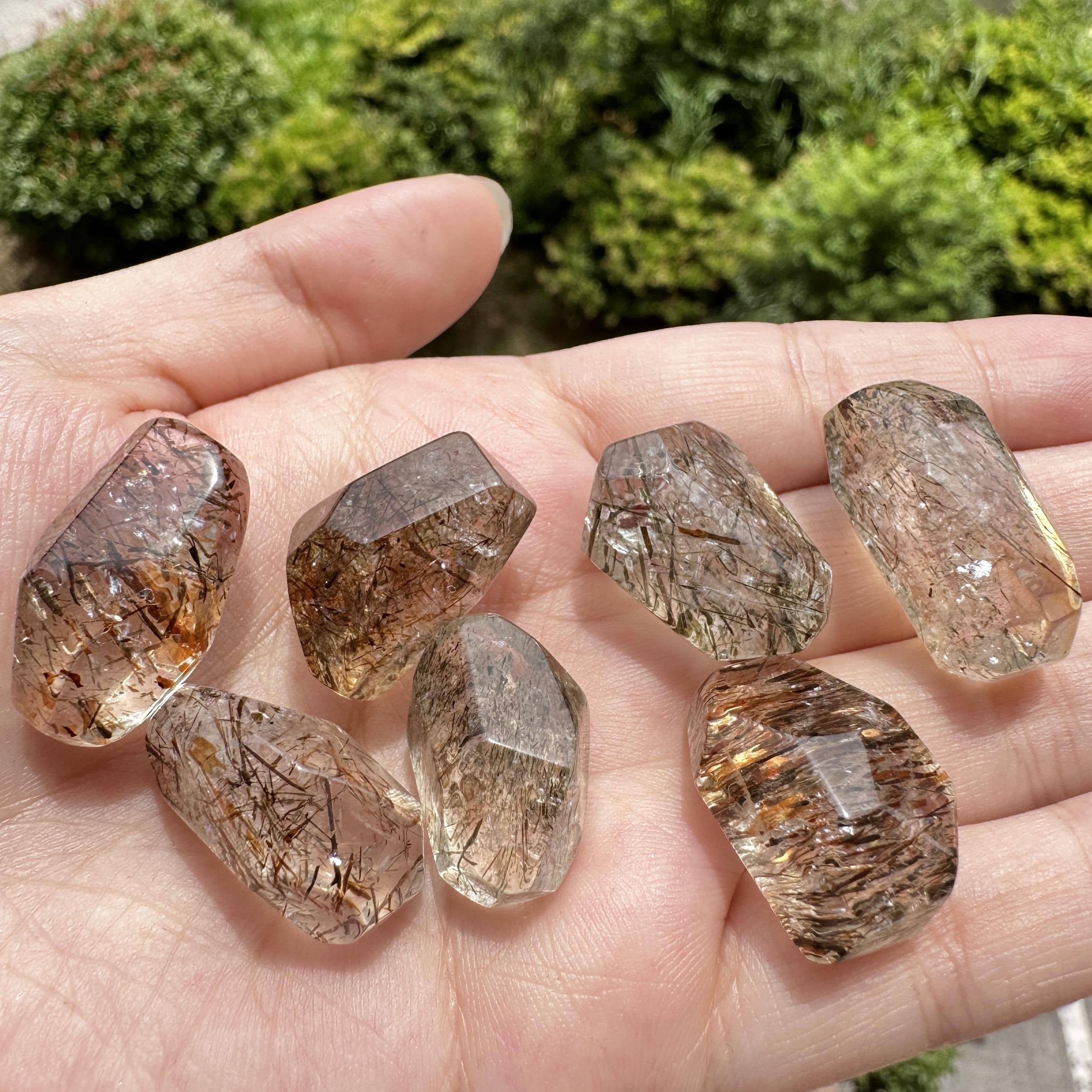 Multi-Colored Rutile Quartz Gemstone 2.01-2.59cm for Collectors and Gifts