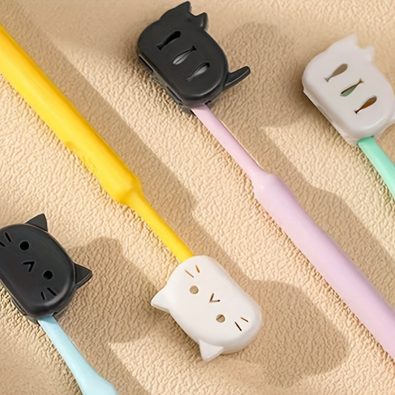 2/4pcs Toothbrush Protectors for Travel Unscented Cartoon Design