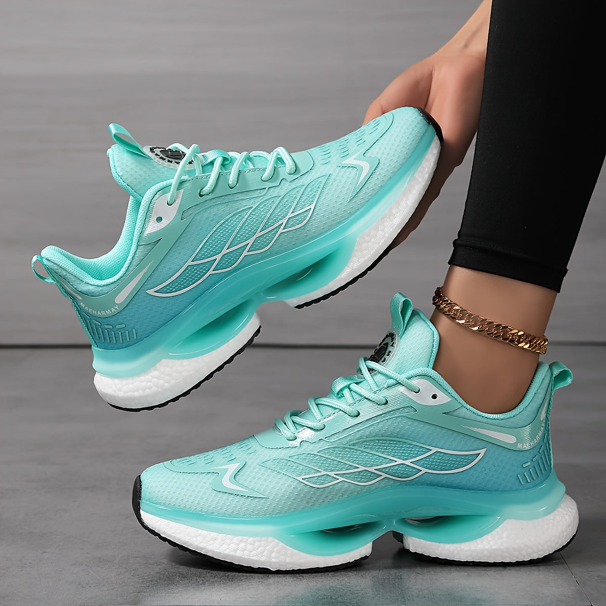 Women's Breathable Mesh Athletic Sneakers Low Top Lightweight Cushioned Running Shoes White Large Size