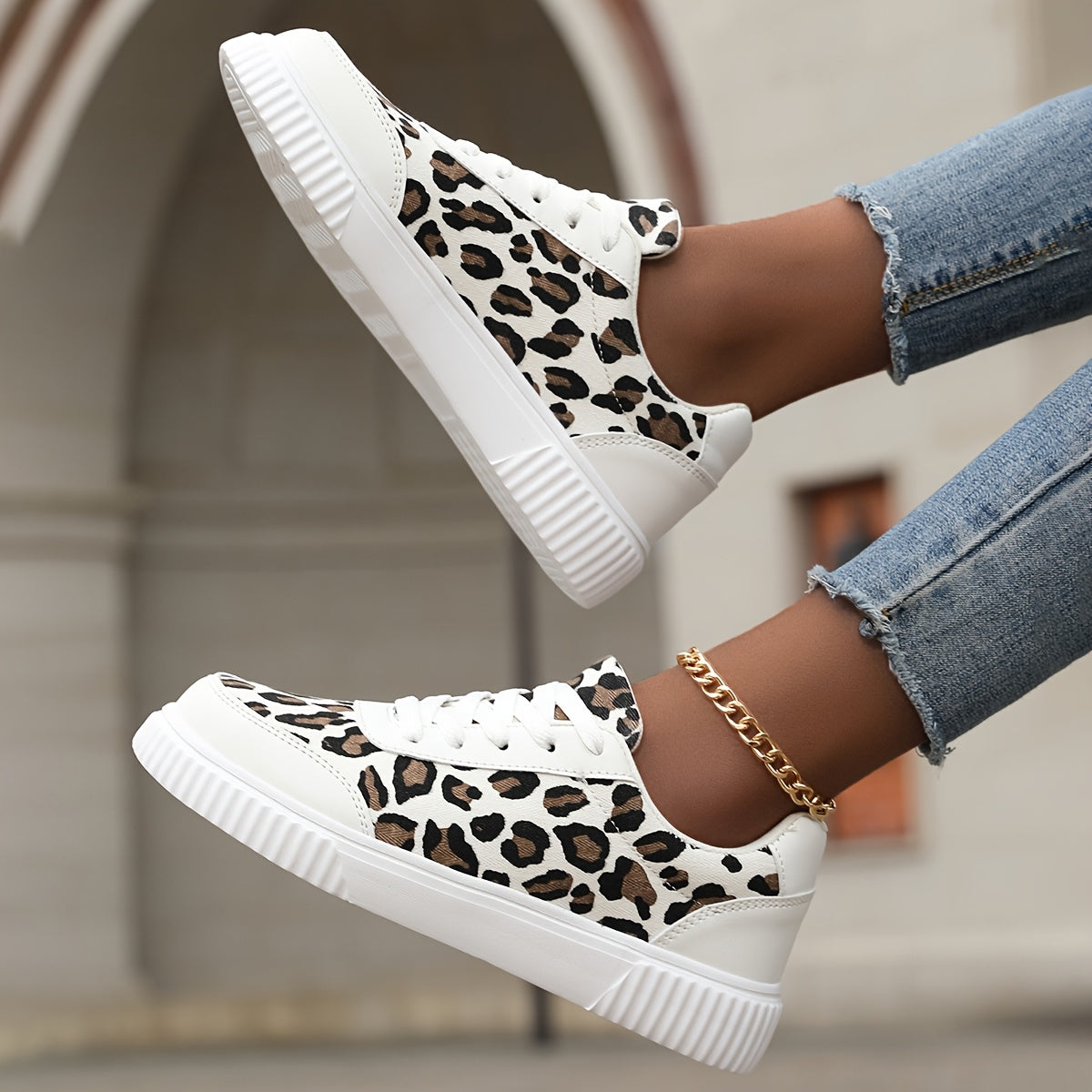 Women's Leopard Print Low-Top Sneakers Casual Lace-Up Shoes with EVA Sole