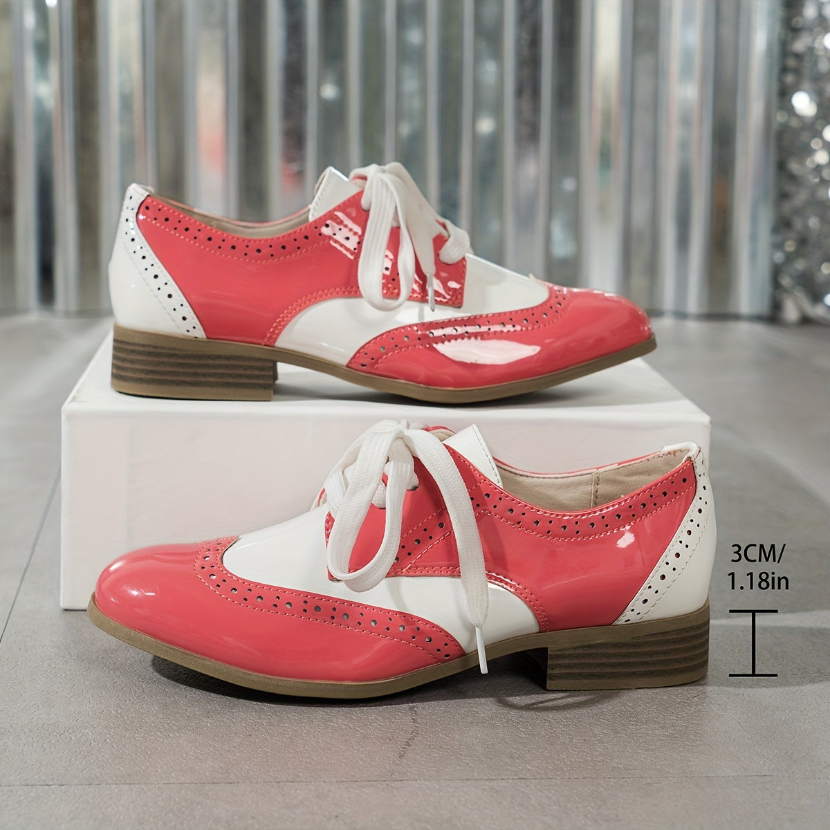 Women's Lace-Up Ankle Boots Vegan Leather Casual pointed Toe Perforated