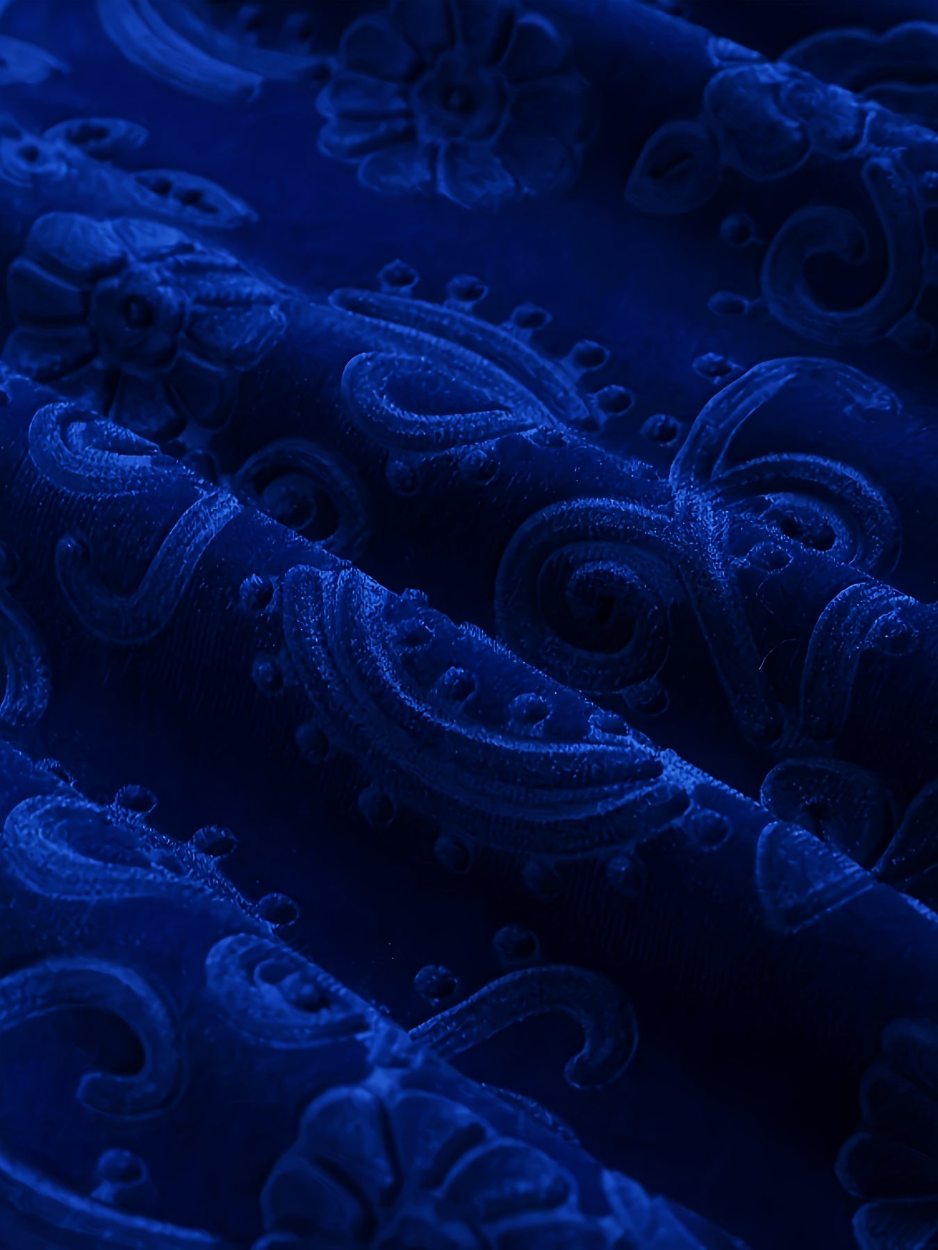 Ayollar uchun gullar naqshidagi to'g'ri yubka, 100% polyester to'qima matodan tayyorlangan, o'rtacha cho'zilish bilan, barcha fasllar uchun mos va nafis to'qimaga ega.