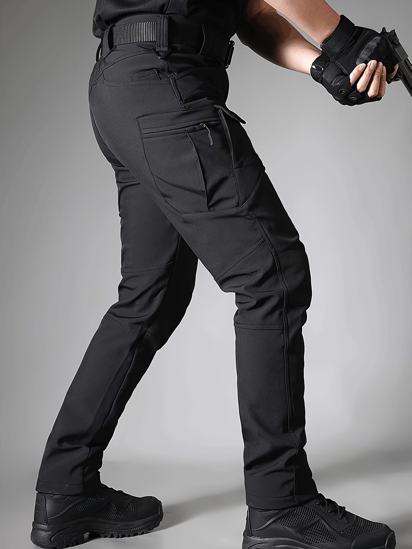 Men's Outdoor Work Pants with Pockets Soft Shell Fleece Lining Mid-Rise Fall Winter