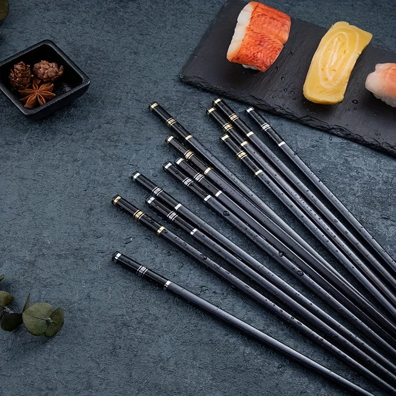 Set of 5 Reusable Alloy Chopsticks with Embossed Great Wall Pattern for Noodles Sushi and Ramen
