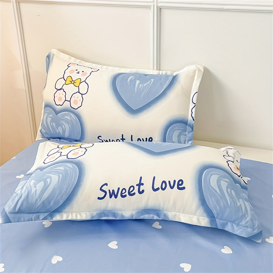 To'rt Fasl Yengil Bej Rangli Printli Sevgi Ayig'i Fleece To'plami: 1 Qoplama, 2 Yostiq Qopqog'i, 1 Takt. Yumshoq, Havo O'tkazuvchi, Oddiy, Nafis, Mashinada Yuvish Mumkin.