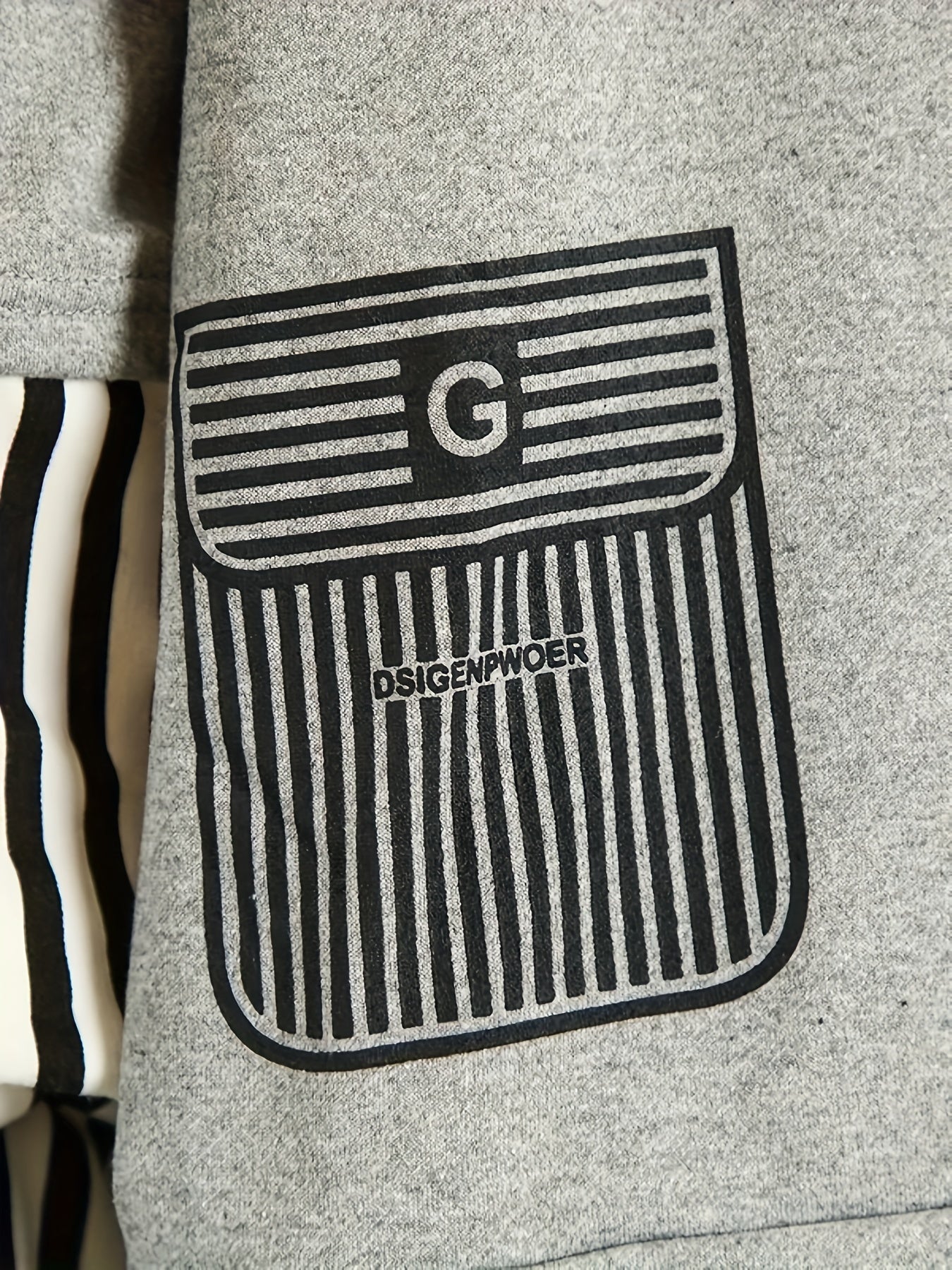 Детский комплект для мальчиков: уличный стиль, свитшот с круглым вырезом и спортивные штаны с карманами и принтом для весны и осени, повседневный уличный стиль