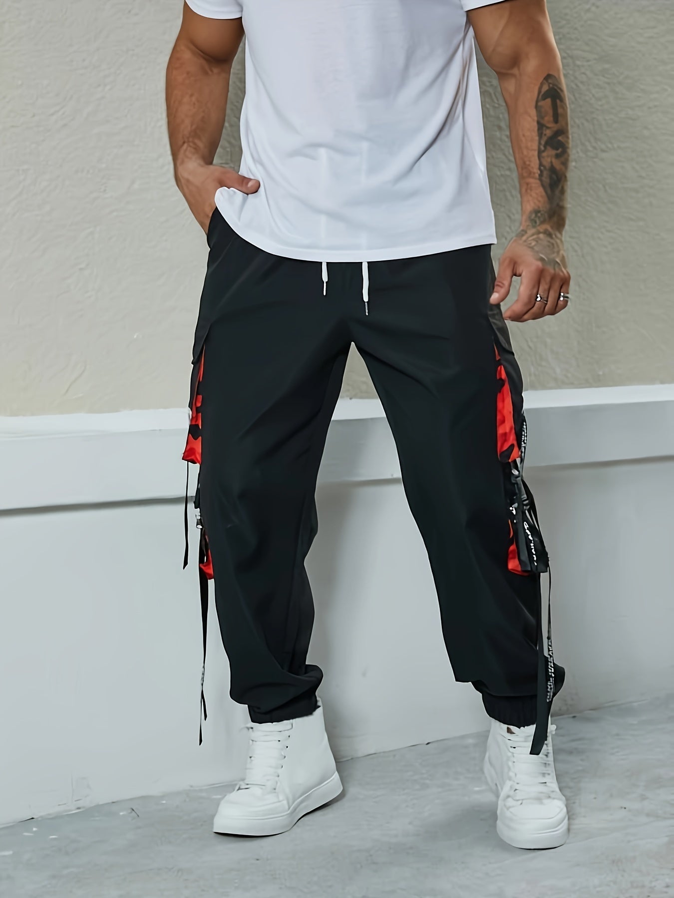 Yoz, kuz, qish mavsumlarida ko'cha uslubi uchun erkaklar uchun katta o'lchamli yuk shimlar.