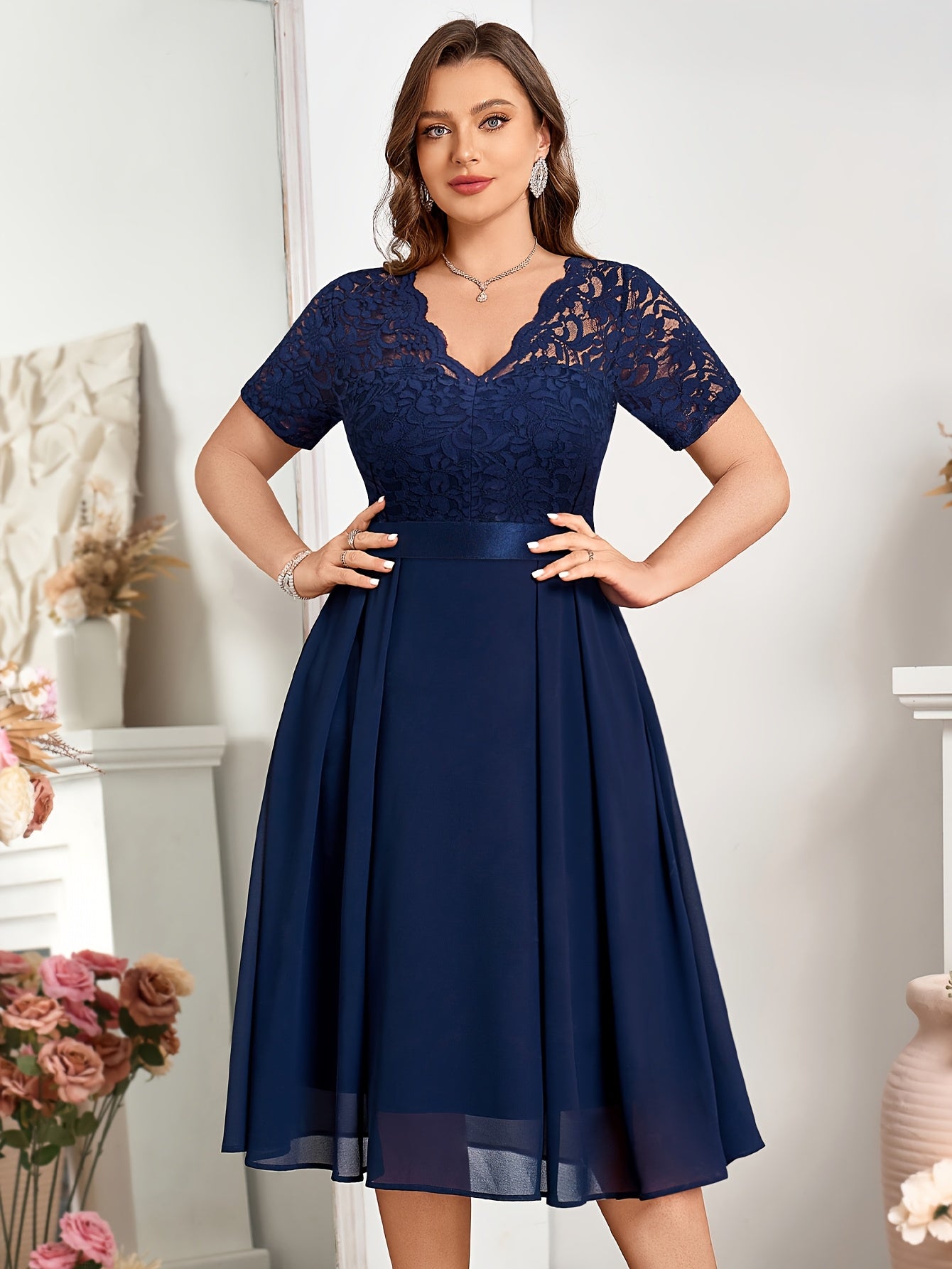 Plus Size Navy Blue Lace Trim V-Neck Dress With Short Sleeves