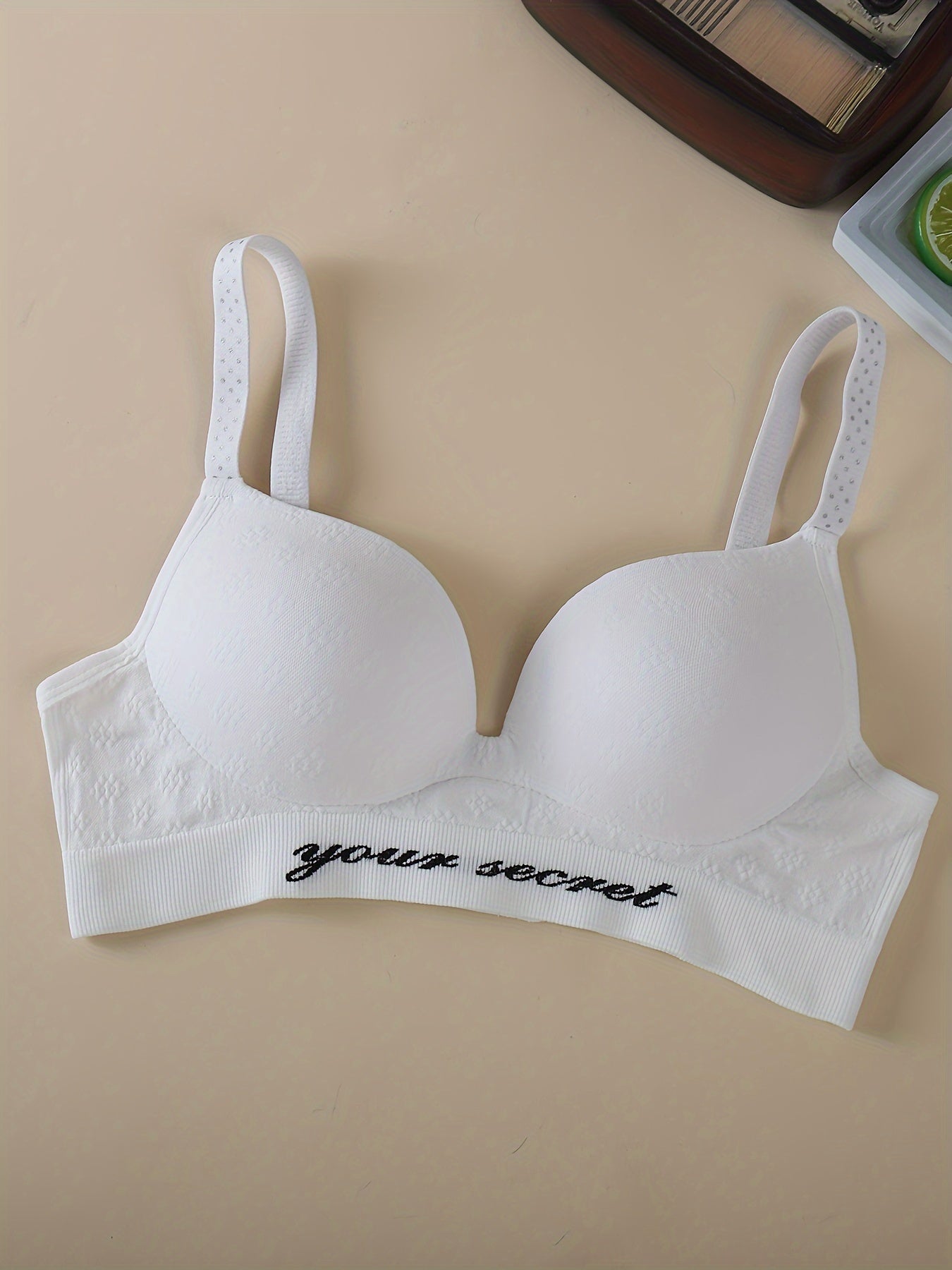 Women's Push-Up Bra Solid Color Medium Support Wireless Non-Removable Padding