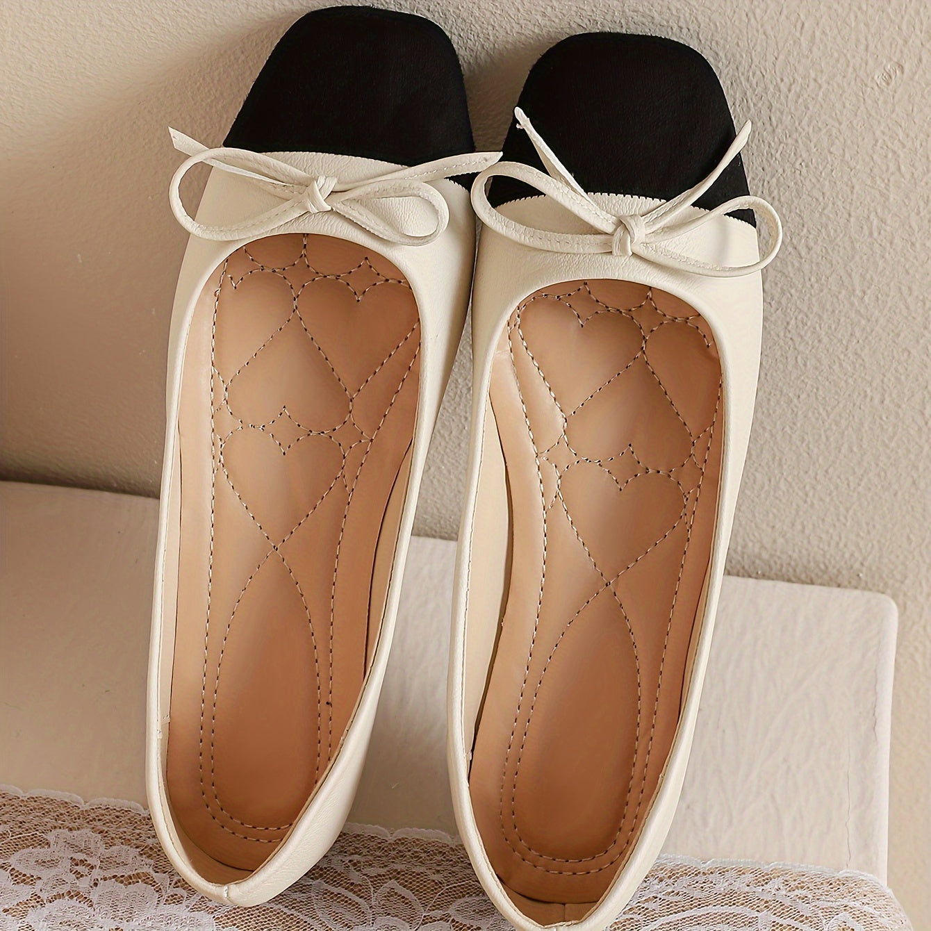 Zapatos planos de colorblock para mujer con detalle de lazo y suela de goma suave