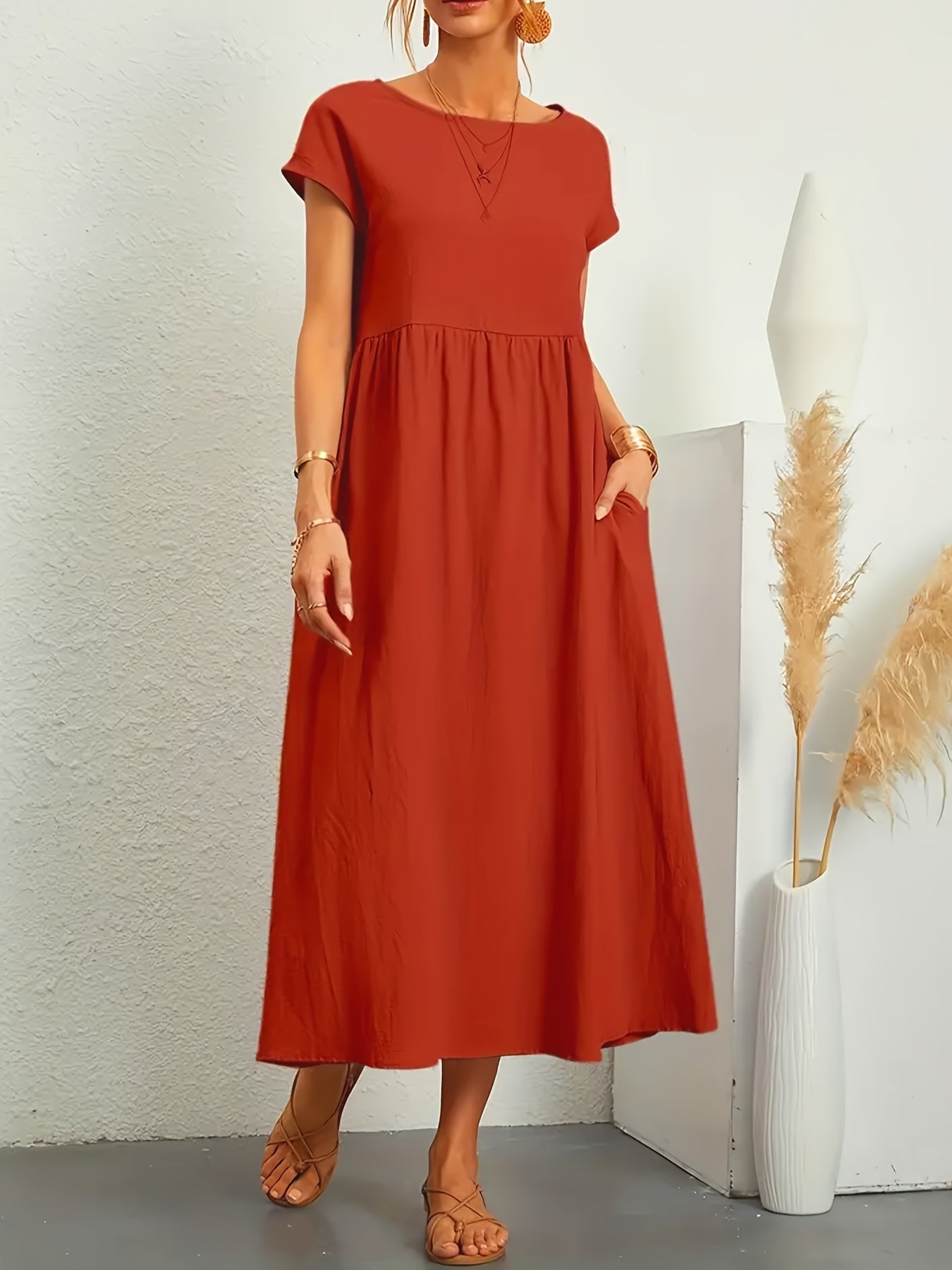 Plus Size Solid Color Ruched Dress with Pockets Short Sleeves Crew Neck Longline Summer Spring Fashion