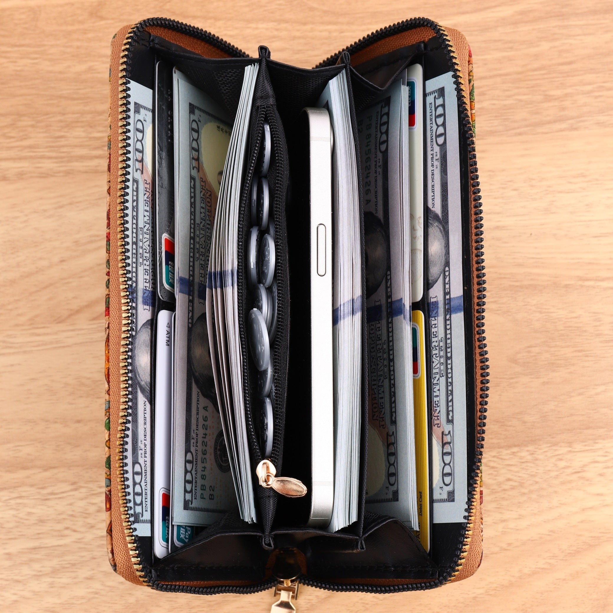 Ayollar uchun vegan teridan yasalgan gullar printi bilan bezatilgan hamyon, clutch tangalar sumkasi va soxta yog'och kredit karta ushlagichi.